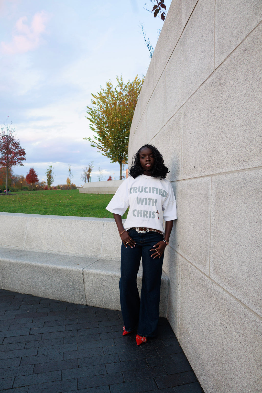 "CRUCIFIED" CROPPED TEE