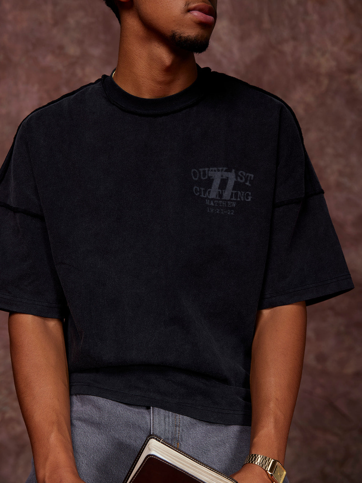 "SEVENTY SEVEN" CROPPED TEE
